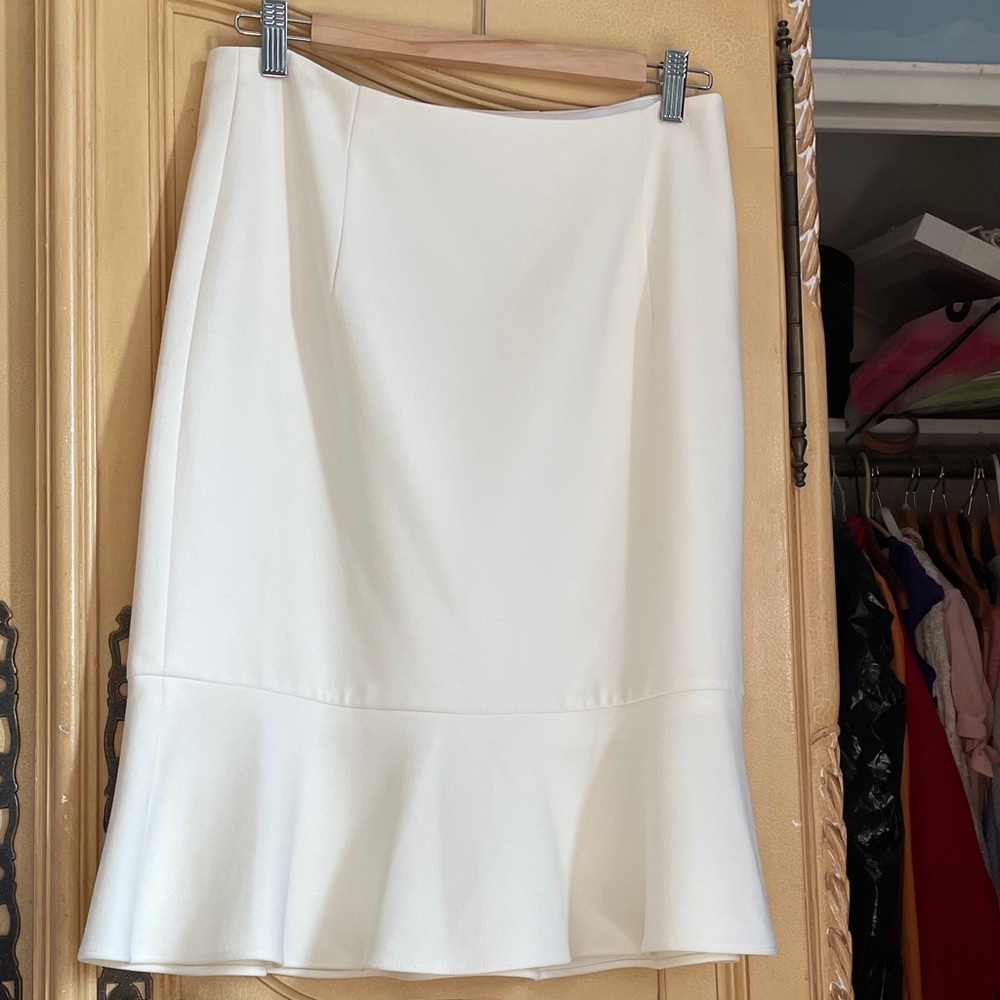 Ellen Tracy Cream Pencil Skirt